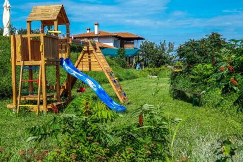 Children&#39;s Play Area