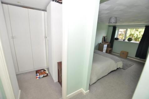 Mezzanine level dressing room