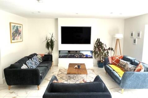 Open plan Kitchen/Dining/Family room