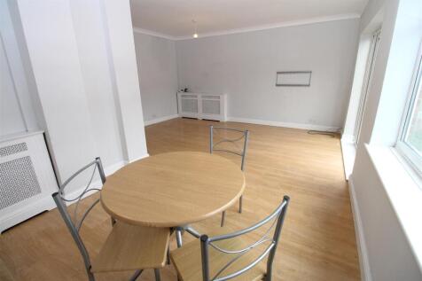 NEW LOUNGE2.JPG