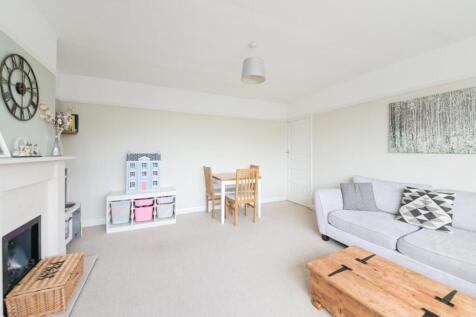 THE SPINNEY, (2).jpg