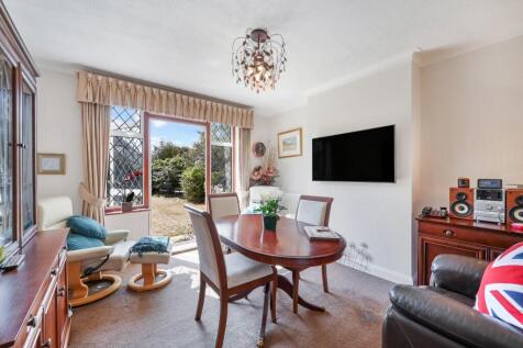 RUTHERWYKE CLOSE (1).jpg