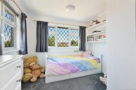 CALVERLEY ROAD, (2).jpg