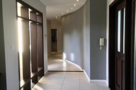 WhatsApp Image 20240220 at 13.31.02 3