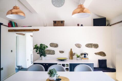 Tyddyn Hir: Cegin / Kitchen