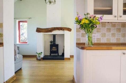 Nyth Bach: Ystafell Fyw / Living Room