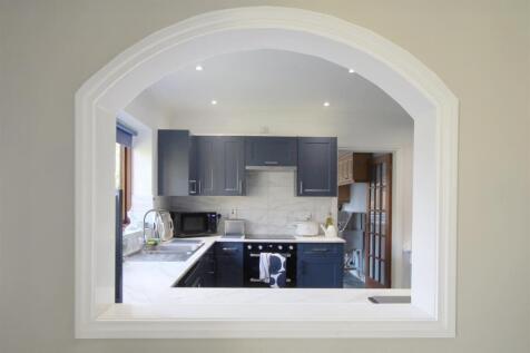 Dining to Kitchen.jpg