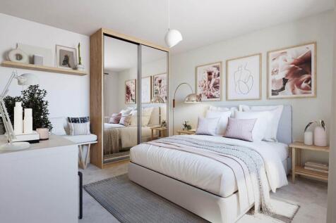 A second double bedroom means you don't need to compromise on space