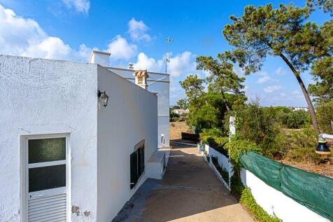 3 bedroom house in Fuseta with swimming pool