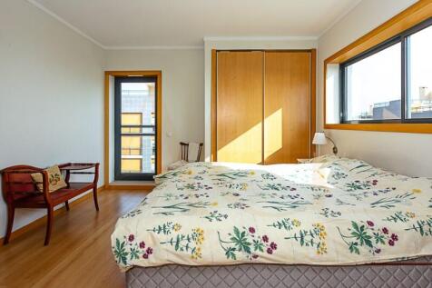 Room with built-in and spacious closet