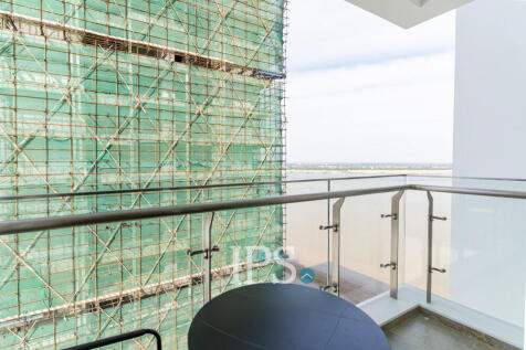 3 Bedroom Condo For Sale - Diamond Bay Garden, Tonle Bassac, Phnom Penh