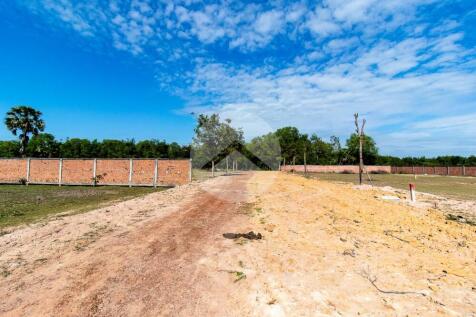 Land For Sale - Next to Golf Course, Svay Dangkum, Siem Reap