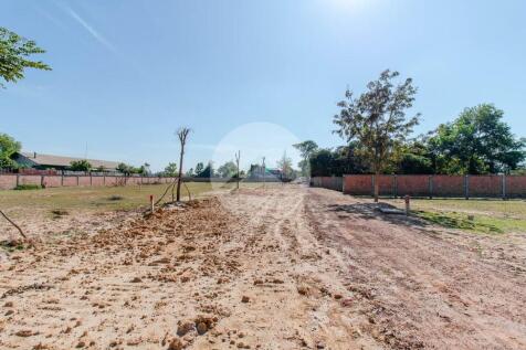 Land For Sale - Next to Golf Course, Svay Dangkum, Siem Reap