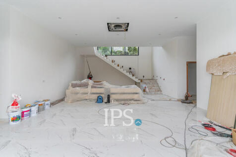 10 Bedroom Luxury Villa  For Sale - Koh Kra Bei, Phnom Penh