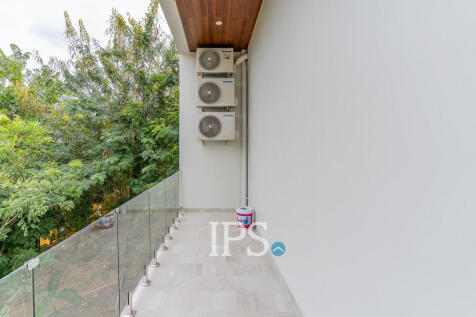 10 Bedroom Luxury Villa  For Sale - Koh Kra Bei, Phnom Penh