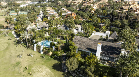 El Campanario Club House