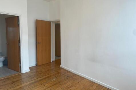 WhatsApp Image 2025-08-04 at 12.25.50 (2).jpeg