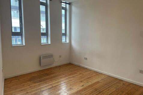 WhatsApp Image 2025-08-04 at 12.25.50 (4).jpeg