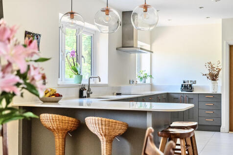 1286914-24-6828396a31355-ARW