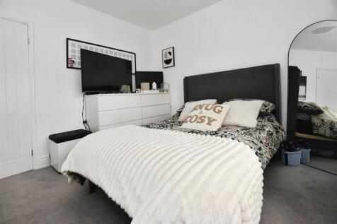 297141e8-bed 202 20b.JPG