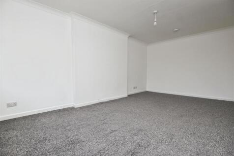 1a978389-lounge 20b.JPG