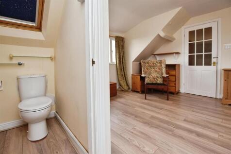 d120340c-loo 20bed 201.JPG