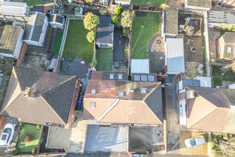 61 - 23 Queens Drive S75 2QQ.jpg