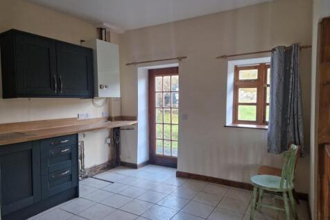 WhatsApp Image 2025-11-19 at 15.30.42_b9e53961.jpg