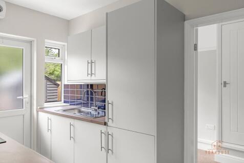 72 beech avenue  102-1543