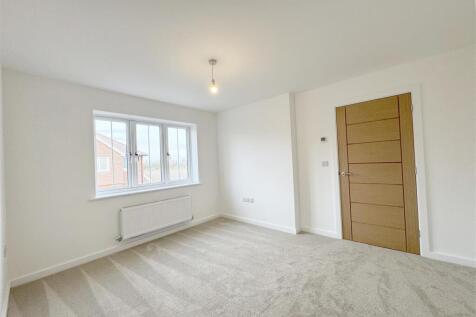 Master Bedroom 3.jpg