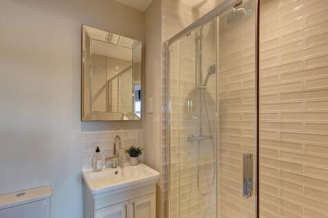 Example Ensuite