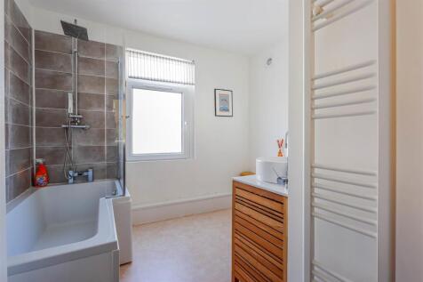 Plymouth Road-12.jpg