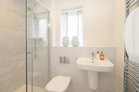 the glades at mindenhurst, deepcut