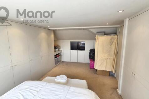 WhatsApp Image 2025-07-19 at 10.50.54 (6)