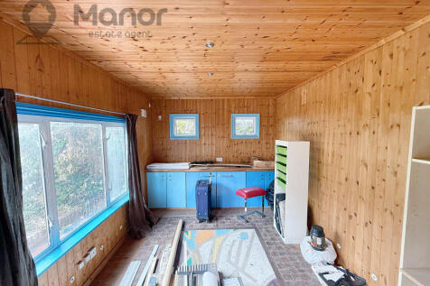 WhatsApp Image 2025-09-02 at 14.00.04