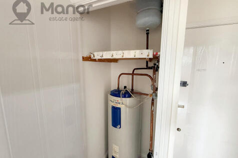 WhatsApp Image 2025-09-19 at 13.07.18 (1)