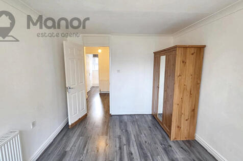 WhatsApp Image 2025-11-10 at 12.49.43