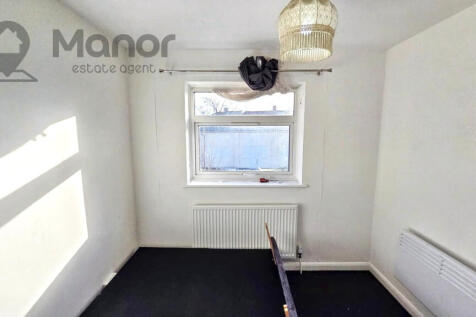 WhatsApp Image 2025-12-22 at 16.19.21 (2)