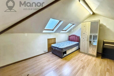 WhatsApp Image 2025-12-23 at 11.51.44 (2)