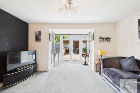 Living Room/Dining Room