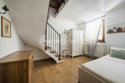 803b9938-0873-410a-9f62-a745437b8466_original