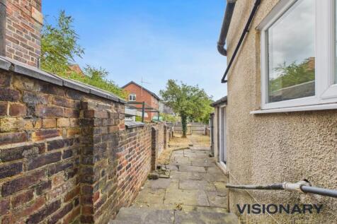 CAM03522G0-PR0214-STILL016