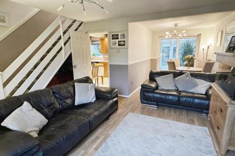 fe0396ed-Lounge 2...