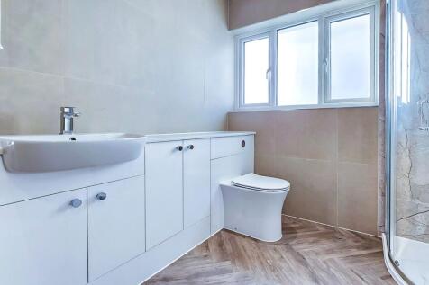 Ground Floor Bathroom