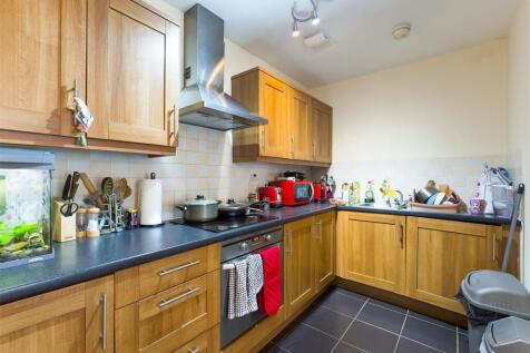 24 Sutton Terrace (1).jpg