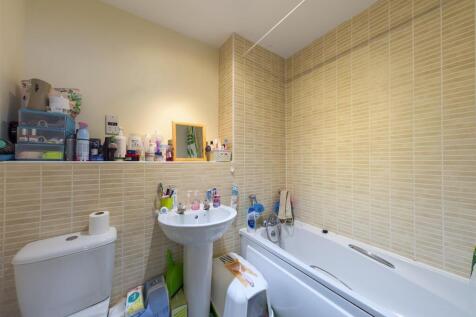 24 Sutton Terrace (6).jpg