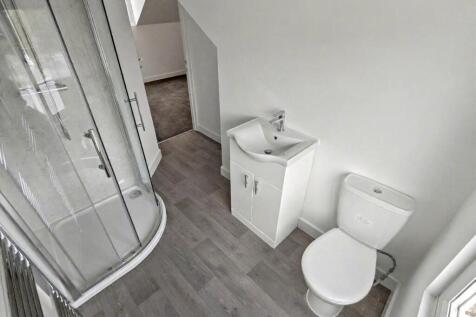 En-Suite 2