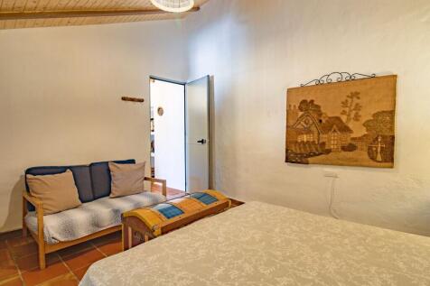 CAS2512CH---bedroom-