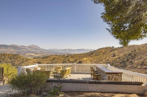 CAS2512CH---outside-