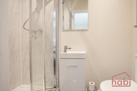 En-suite to Bedroom 1